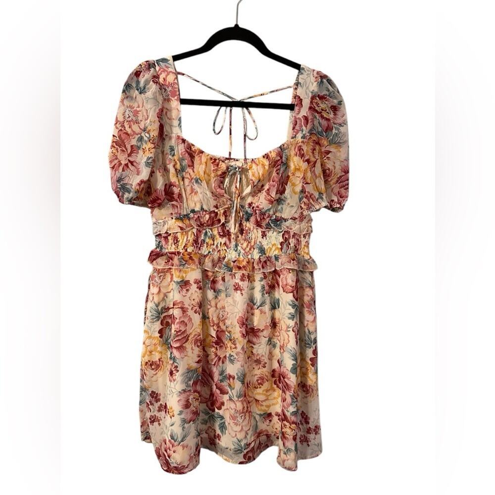 Listicle So Lovely Floral Square Neck Dress‎ Lined Dress Keyhole Tie in Front